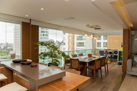 Varanda gourmet de apartamento à venda com 3 quartos, 194m² em Campo Belo, São Paulo