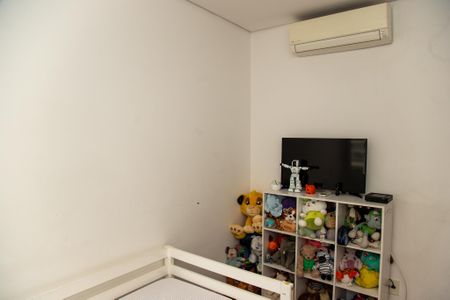 Apartamento à venda com 194m², 3 quartos e 4 vagas Apartamento à venda com 194m², 3 quartos e 4 vagasSuíte 2