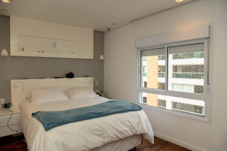 Apartamento à venda com 194m², 3 quartos e 4 vagas Apartamento à venda com 194m², 3 quartos e 4 vagasSuíte 1
