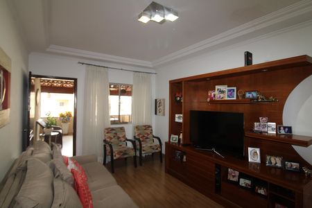 Sala de casa à venda com 3 quartos, 180m² em Limão, São Paulo
