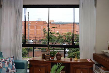 Janela da Sala de apartamento para alugar com 2 quartos, 82m² em Passo D’areia, Porto Alegre