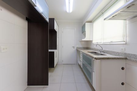 Apartamento à venda com 157m², 3 quartos e 3 vagas Apartamento à venda com 157m², 3 quartos e 3 vagasCozinha