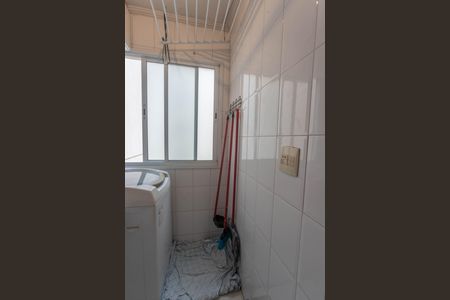 Apartamento à venda com 64m², 3 quartos e 1 vaga Apartamento à venda com 64m², 3 quartos e 1 vagaÁrea de serviço