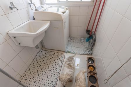 Apartamento à venda com 64m², 3 quartos e 1 vaga Apartamento à venda com 64m², 3 quartos e 1 vagaÁrea de serviço