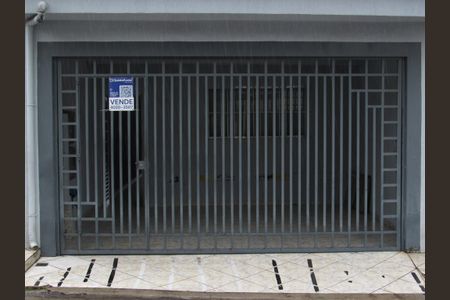 Casa à venda com 150m², 2 quartos e 2 vagasPlaca