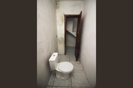 Casa de condomínio à venda com 36m², 1 quarto e sem vaga Casa de condomínio à venda com 36m², 1 quarto e sem vagaBanheiro