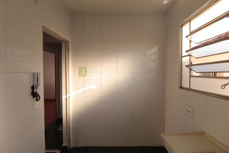 Casa de condomínio para alugar com 50m², 2 quartos e sem vagaCozinha e Área de Serviço