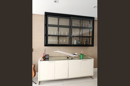 Apartamento à venda com 140m², 3 quartos e 1 vaga Apartamento à venda com 140m², 3 quartos e 1 vagaSala