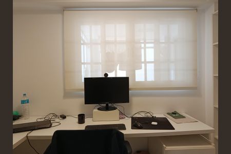 Apartamento à venda com 140m², 3 quartos e 1 vaga Apartamento à venda com 140m², 3 quartos e 1 vagaEscritório