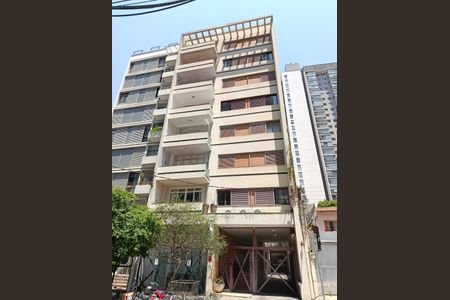 Apartamento à venda com 140m², 3 quartos e 1 vaga Apartamento à venda com 140m², 3 quartos e 1 vagaFachada