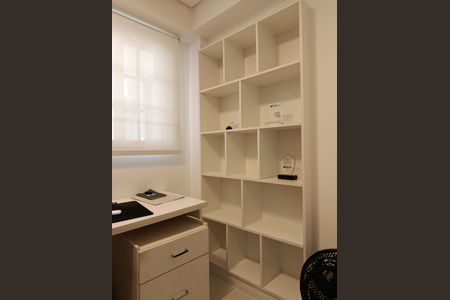 Apartamento à venda com 140m², 3 quartos e 1 vaga Apartamento à venda com 140m², 3 quartos e 1 vagaEscritório