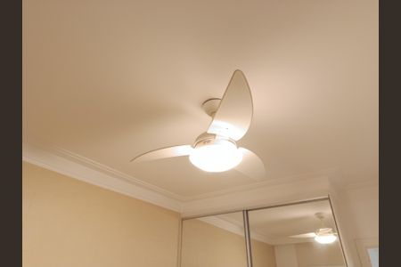 Apartamento à venda com 140m², 3 quartos e 1 vaga Apartamento à venda com 140m², 3 quartos e 1 vagaQuarto 1