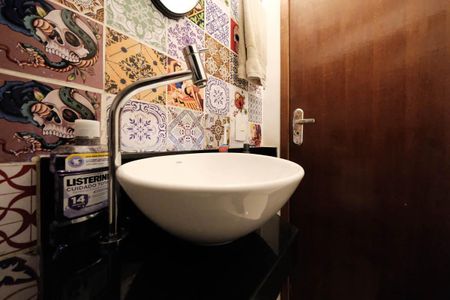 Casa de condomínio à venda com 52m², 2 quartos e 1 vagaLavabo