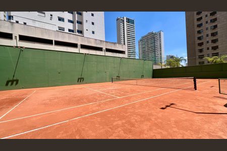 Apartamento à venda com 288m², 4 quartos e 6 vagas Apartamento à venda com 288m², 4 quartos e 6 vagasÁrea comum