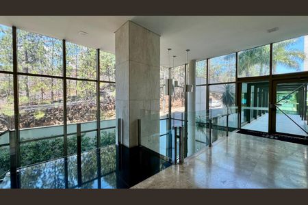 Apartamento à venda com 288m², 4 quartos e 6 vagas Apartamento à venda com 288m², 4 quartos e 6 vagasHall de entrada