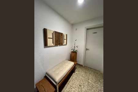 Apartamento à venda com 288m², 4 quartos e 6 vagas Apartamento à venda com 288m², 4 quartos e 6 vagasÁrea comum