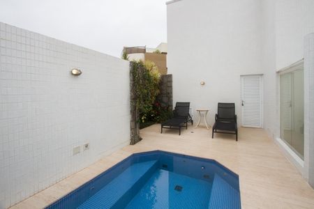 Apartamento à venda com 340m², 3 quartos e 4 vagas Apartamento à venda com 340m², 3 quartos e 4 vagasÁrea Gourmet