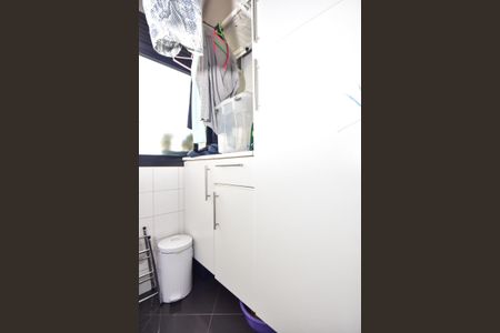 Apartamento à venda com 75m², 2 quartos e 2 vagasÁrea de Serviço