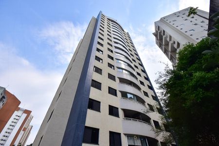Apartamento à venda com 75m², 2 quartos e 2 vagasFachada