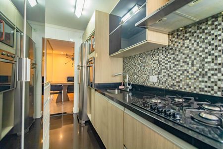 Apartamento à venda com 79m², 2 quartos e 1 vaga Apartamento à venda com 79m², 2 quartos e 1 vagaCozinha