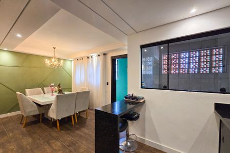 Casa para alugar com 196m², 3 quartos e 1 vaga Casa para alugar com 196m², 3 quartos e 1 vagaCozinha