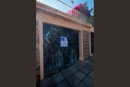 Casa à venda com 105m², 3 quartos e 1 vagaPlaca