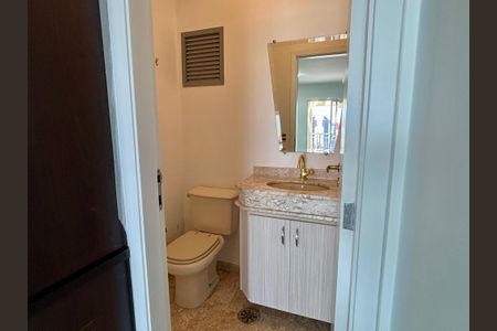 Apartamento à venda com 178m², 3 quartos e 3 vagas Apartamento à venda com 178m², 3 quartos e 3 vagasCobertura
