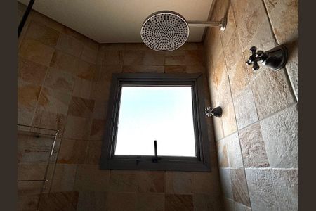 Apartamento à venda com 178m², 3 quartos e 3 vagas Apartamento à venda com 178m², 3 quartos e 3 vagasBanheiro da Suíte