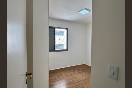 Apartamento à venda com 178m², 3 quartos e 3 vagas Apartamento à venda com 178m², 3 quartos e 3 vagasQuarto 1