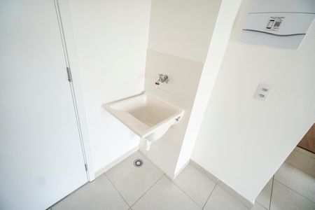 Apartamento para alugar com 37m², 2 quartos e sem vaga Apartamento para alugar com 37m², 2 quartos e sem vagaÁrea de Serviço