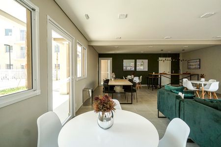 Apartamento para alugar com 37m², 2 quartos e sem vaga Apartamento para alugar com 37m², 2 quartos e sem vagaÁrea comum - Salão de festas