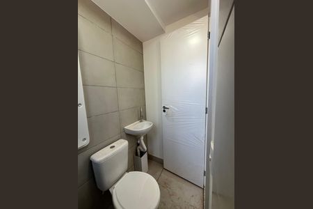 Apartamento para alugar com 98m², 2 quartos e 2 vagas Apartamento para alugar com 98m², 2 quartos e 2 vagasBanheiro da Suíte