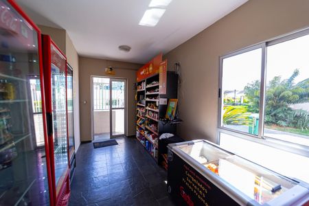 Apartamento à venda com 98m², 2 quartos e 1 vaga Apartamento à venda com 98m², 2 quartos e 1 vagaMini Mercado