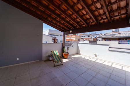 Apartamento à venda com 98m², 2 quartos e 1 vaga Apartamento à venda com 98m², 2 quartos e 1 vagaTerraço