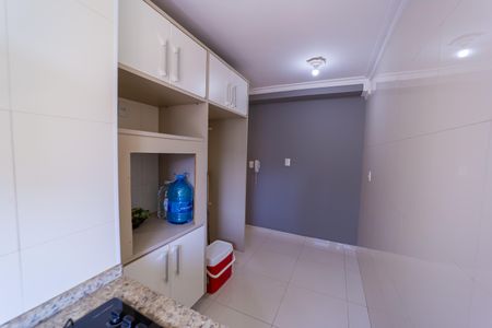 Apartamento à venda com 98m², 2 quartos e 1 vaga Apartamento à venda com 98m², 2 quartos e 1 vagaCozinha