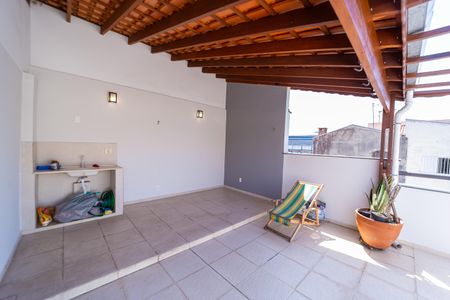 Apartamento à venda com 98m², 2 quartos e 1 vaga Apartamento à venda com 98m², 2 quartos e 1 vagaTerraço