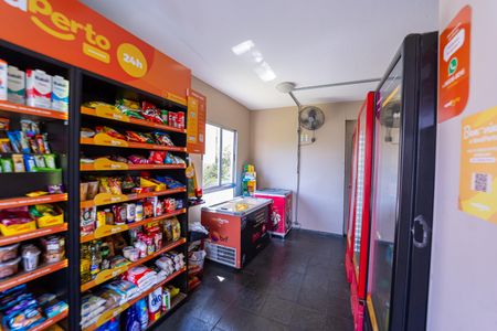 Apartamento à venda com 98m², 2 quartos e 1 vaga Apartamento à venda com 98m², 2 quartos e 1 vagaMini Mercado