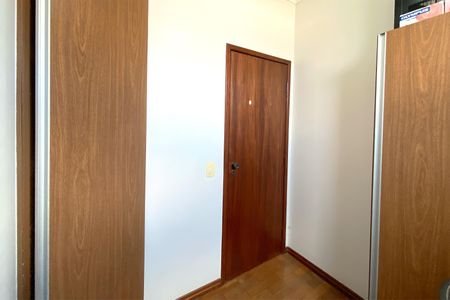 Apartamento à venda com 60m², 3 quartos e 1 vagaEscritório