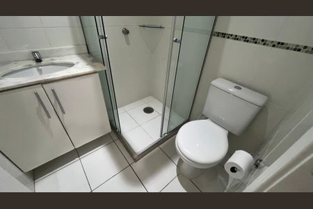 Apartamento à venda com 70m², 3 quartos e 1 vaga Apartamento à venda com 70m², 3 quartos e 1 vagaBanheiro da Suíte