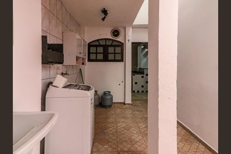 Casa à venda com 180m², 3 quartos e 1 vaga Casa à venda com 180m², 3 quartos e 1 vagaÁrea de Serviço