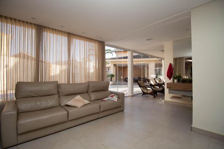 Casa de condomínio para alugar com 780m², 5 quartos e 8 vagas Casa de condomínio para alugar com 780m², 5 quartos e 8 vagasSala 5