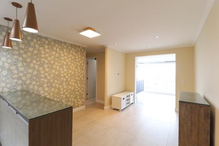 Sala de apartamento para alugar com 3 quartos, 71m² em Vila Isolina Mazzei, São Paulo