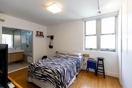 Apartamento à venda com 121m², 2 quartos e 1 vagaSuíte