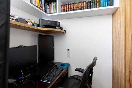 Apartamento à venda com 121m², 2 quartos e 1 vagaEscritório