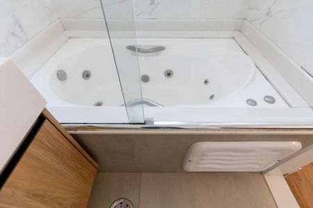 Apartamento à venda com 121m², 2 quartos e 1 vagaBanheiro da Suíte