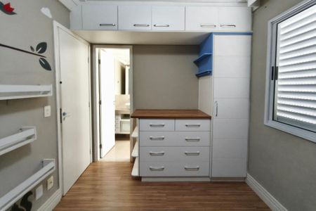 Apartamento à venda com 89m², 2 quartos e 2 vagas Apartamento à venda com 89m², 2 quartos e 2 vagasQuarto