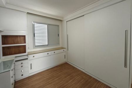 Apartamento à venda com 89m², 2 quartos e 2 vagas Apartamento à venda com 89m², 2 quartos e 2 vagasSuíte