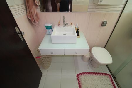 Casa à venda com 189m², 4 quartos e 2 vagasCasa 2 - Banheiro