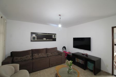 Casa à venda com 189m², 4 quartos e 2 vagasCasa 2 - Sala