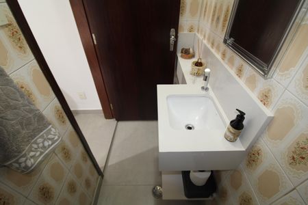 Casa à venda com 189m², 4 quartos e 2 vagasCasa 2 - Banheiro 2